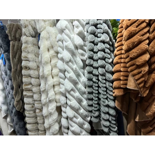 The Masterpiece of Texture: Understanding the Ruched Spandex Rabbit Fur Manufacturing Process